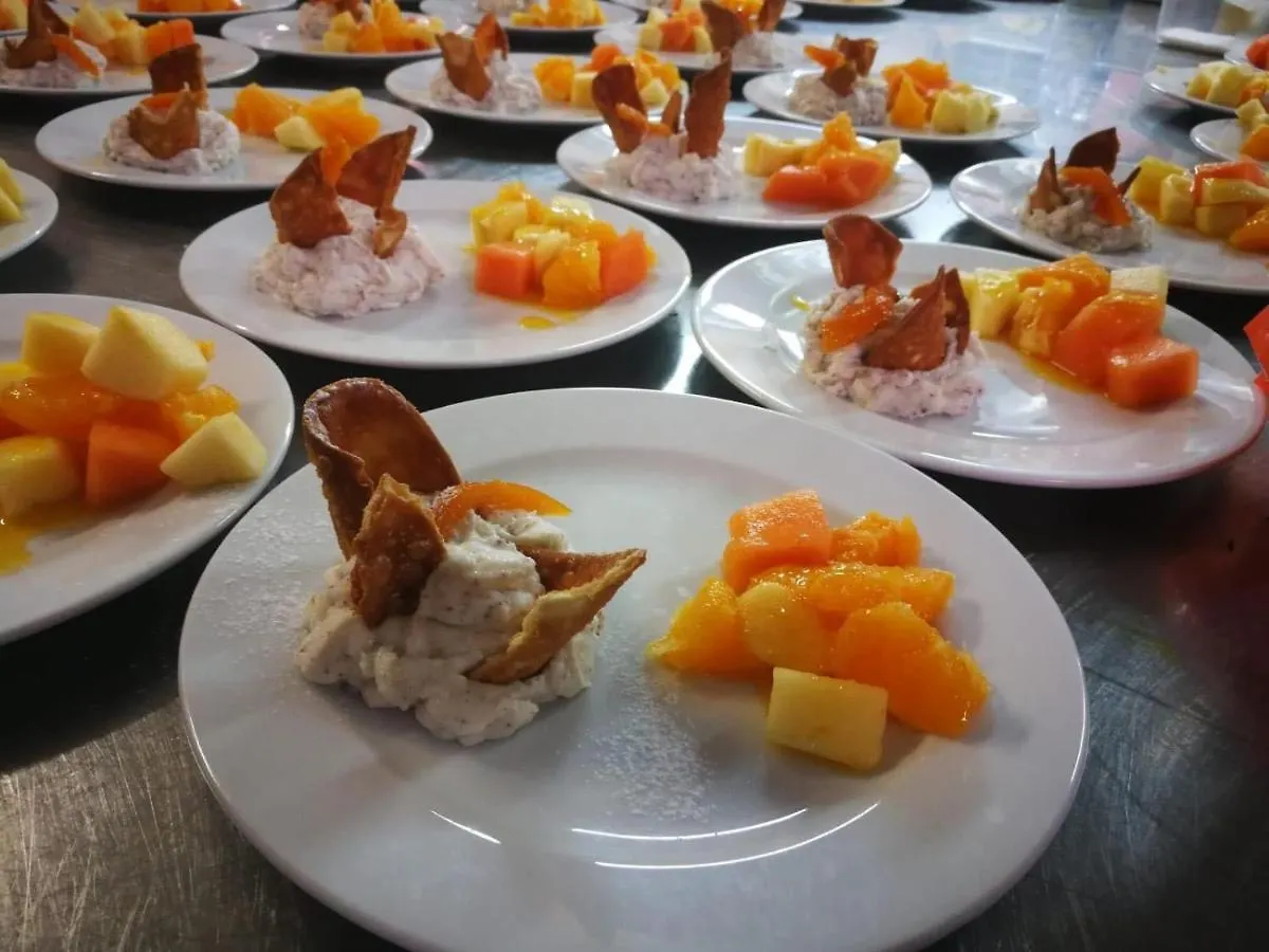 Agriturismo Sirignano Wine Resort مزرعة للإقامة