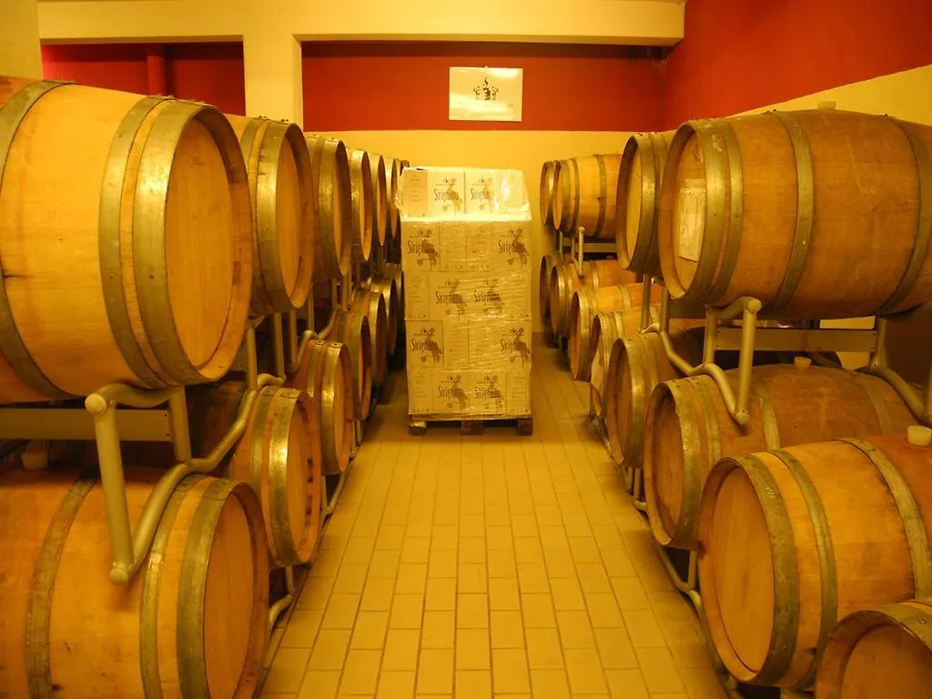 مزرعة للإقامة Agriturismo Sirignano Wine Resort إيطاليا