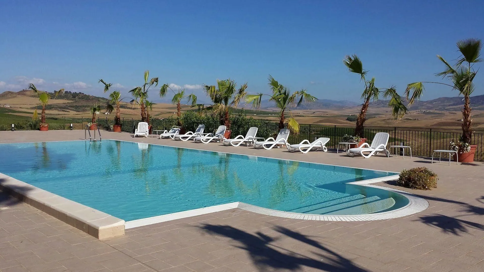 Фермерский дом Agriturismo Sirignano Wine Resort